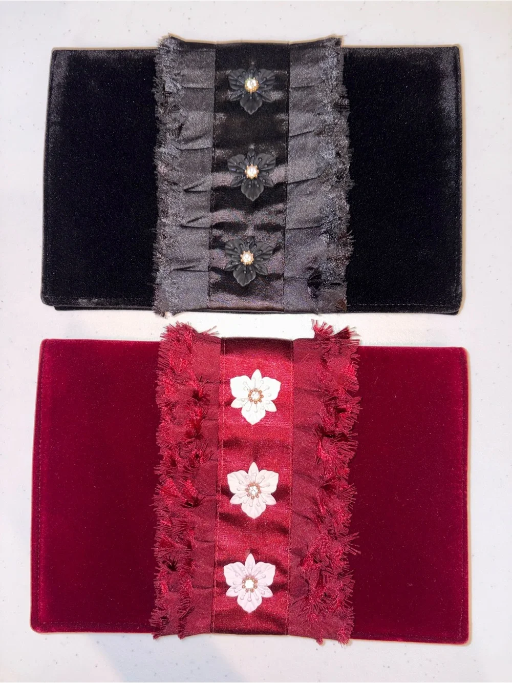 2 SHIRALEAH CHICAGO VELVET CLUTCHES NEW WITH TAGS